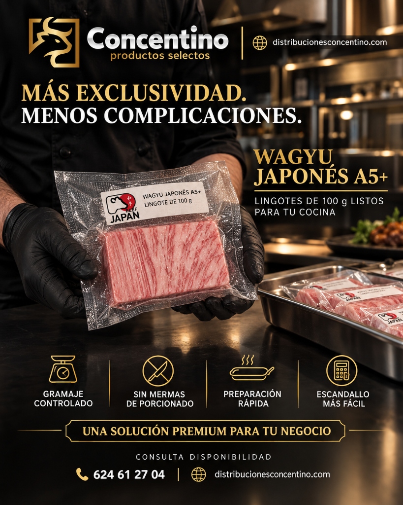 Chef manipulando lingote de Wagyu A5 en cocina profesional